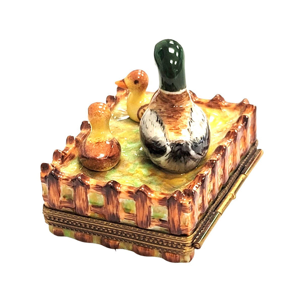 3 Ducks on Farm Porcelain Limoges Trinket Box