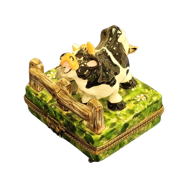 Cow on Farm Porcelain Limoges Trinket Box