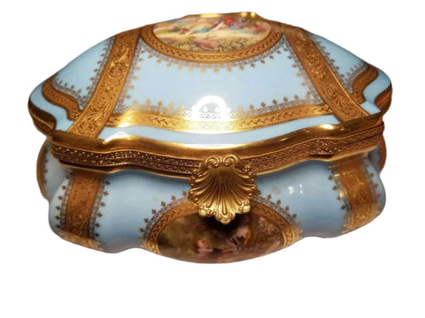 Chantilly Limited Edition Jewelry Chest Porcelain Limoges jewelry traditional French Trinket Box