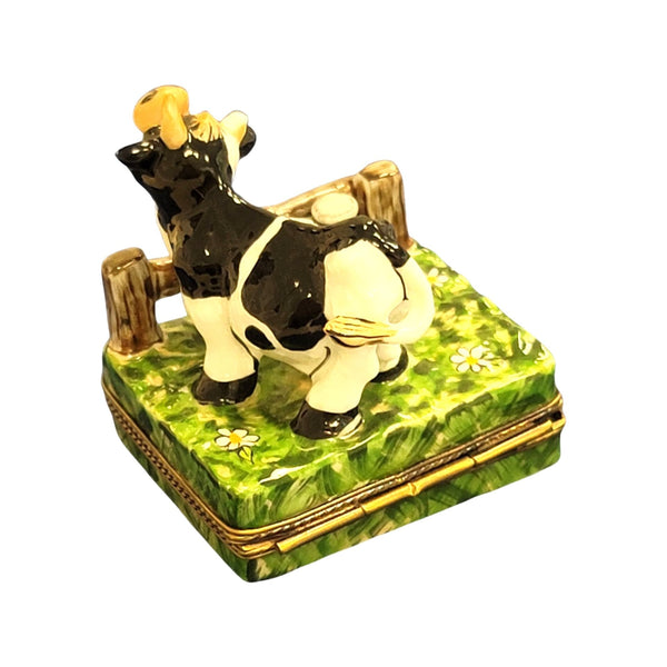 Charming Cow Farm Keepsake Box Porcelain Limoges limoges boxes farm animal French Trinket Box