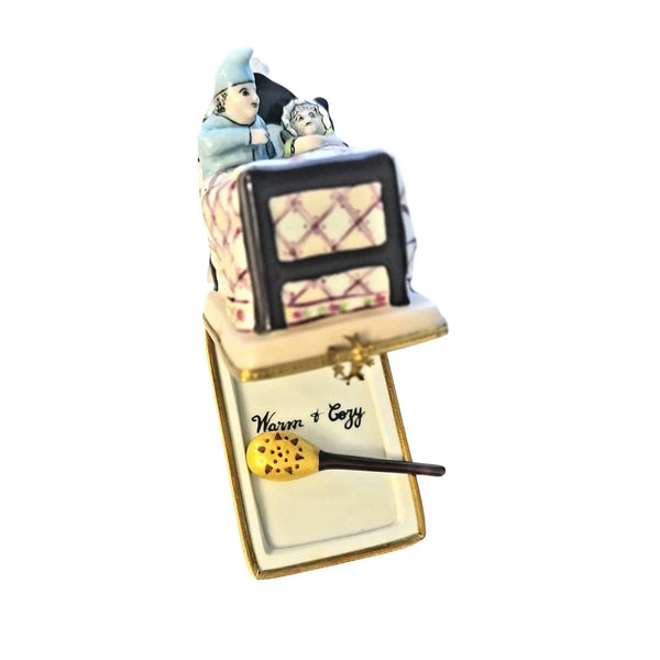 Cozy Love in Limoges Trinket Porcelain Limoges furniture love French Trinket Box