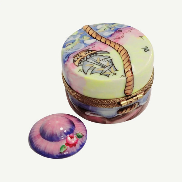 Designer Hat Box Figurine Porcelain Limoges hats fashion LIMOGES BoXES French Trinket Box