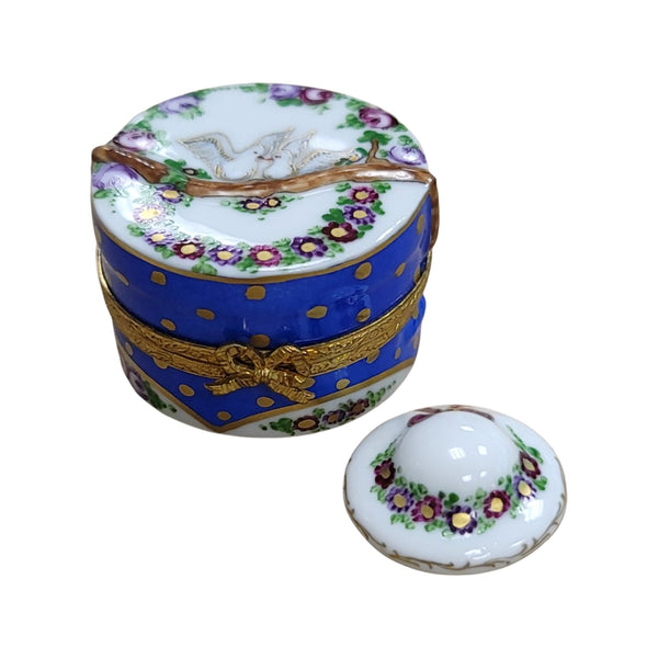 Doves Hat Porcelain Treasure Porcelain Limoges hats fashion LIMOGES BoXES birds French Trinket Box