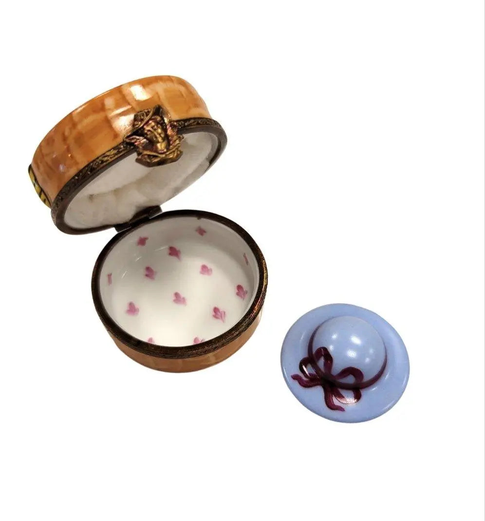 Elegant Hat Box Limoges Figurine Porcelain Limoges hats fashion LIMOGES BoXES French Trinket Box