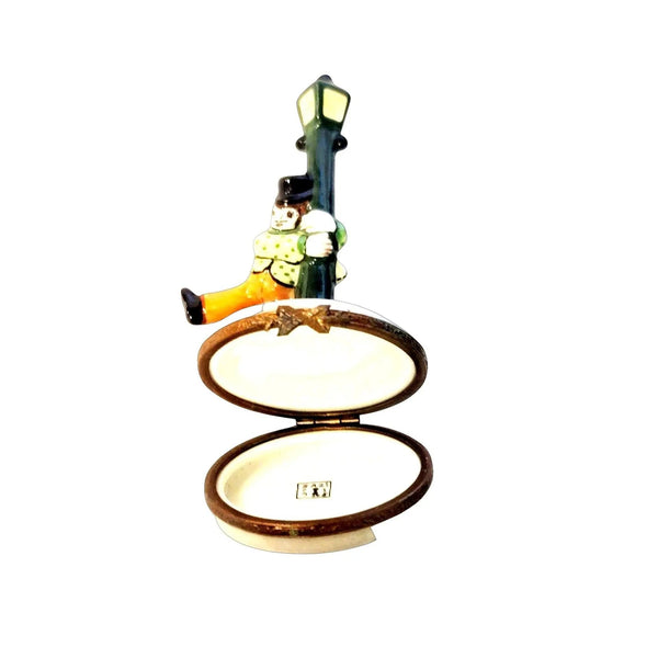 Irish Luck Lamp Post Limoges Porcelain Limoges travel world special occasions Limoges Boxes French Trinket Box