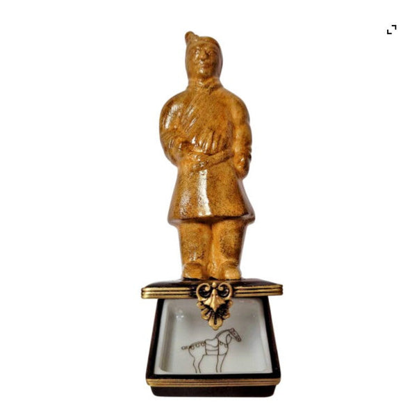 TERRACOTTA SOLIDER-STANDING