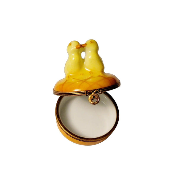 Two Chicks Smooching Box Porcelain Limoges chick farm easter Rochard Limoges Box French Trinket Box