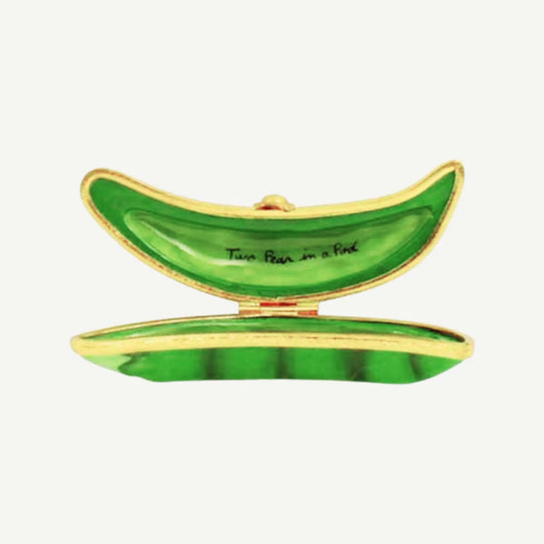 Two Peas - Artoria Signed Art Porcelain Limoges fruits vegetables French Trinket Box