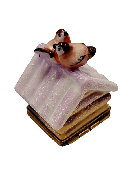 Winter Birdhouse with Eggs Porcelain Limoges bird garden French Trinket Box