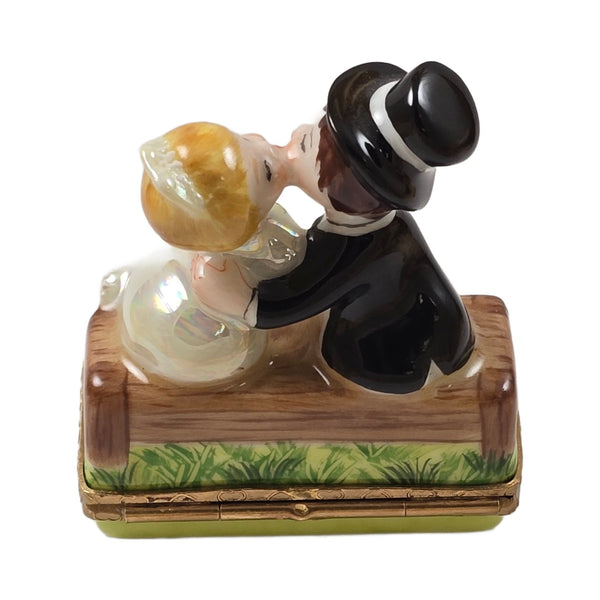 Rochard Kissing Couple Bench Limoges Figurine Box, view 3