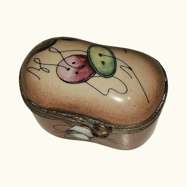 Sewing Box w Thimbles