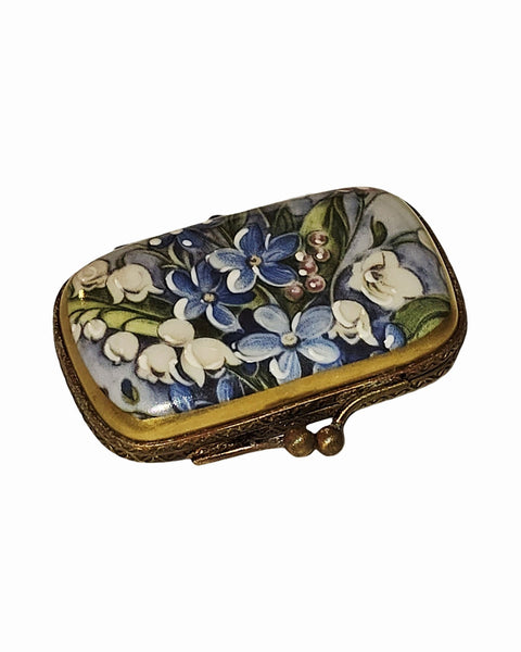 Forget me not flowers on rectangle