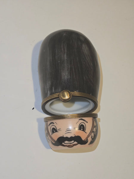 Soldier Guard Head