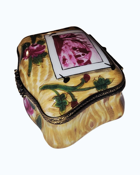 Scalloped Memories of Home