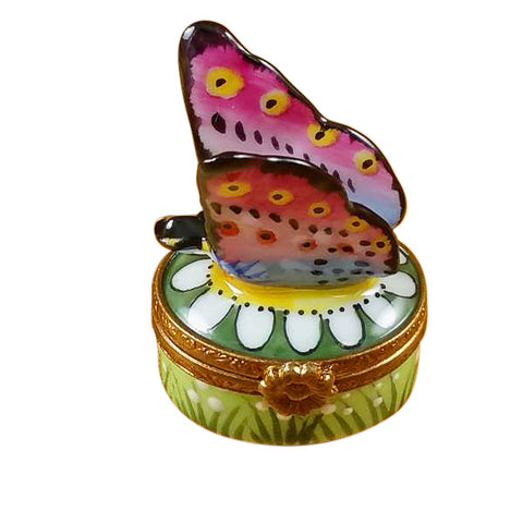 Mini Butterfly on Daisy Limoges Porcelain Box